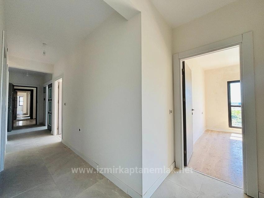 3+1 Mid-Floor Apartment For Rent In İzmir Seferihisar Toki 3Rd Stage Project