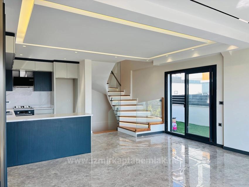 Ultra Luxury 3+1 Villas With Full Sea View In Atatürk Neighborhood, Seferihisar, Izmir