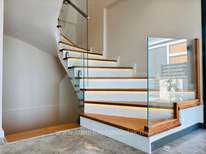 Ultra Luxury 3+1 Villas With Full Sea View In Atatürk Neighborhood, Seferihisar, Izmir