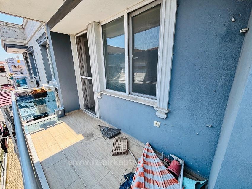 2+1 Apartment For Sale In Bengiler, Seferihisar, Izmir, In The Town Center.