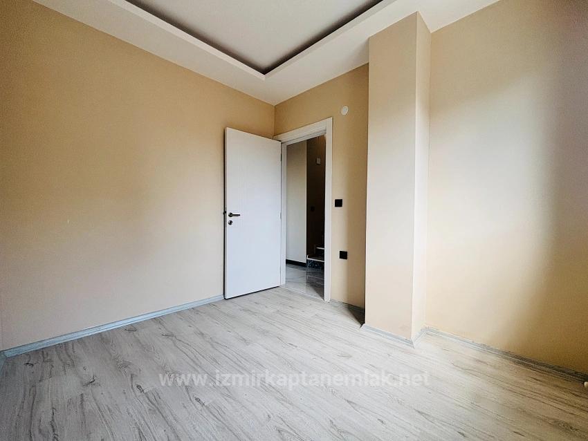 3+1 Villa With Spacious Garden For Sale In Cumhuriyet Neighborhood, Seferihisar, Izmir