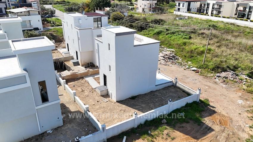 2+1 Detached Villa With Large Garden For Sale In Cumhuriyet Neighborhood, Seferihisar, Izmir