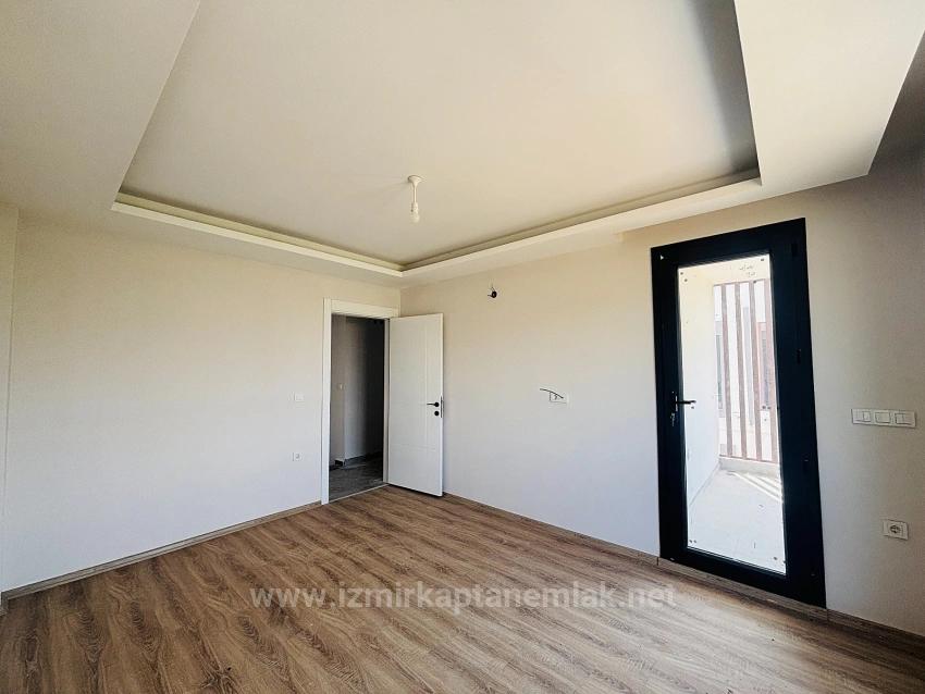 2+1 Detached Villa With Large Garden For Sale In Cumhuriyet Neighborhood, Seferihisar, Izmir