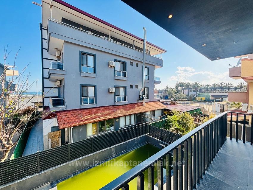 3+1 Detached House With Smart Home System And Pool, 100M From The Sea In Gümüldür Neighborhood, Menderes, İzmir.