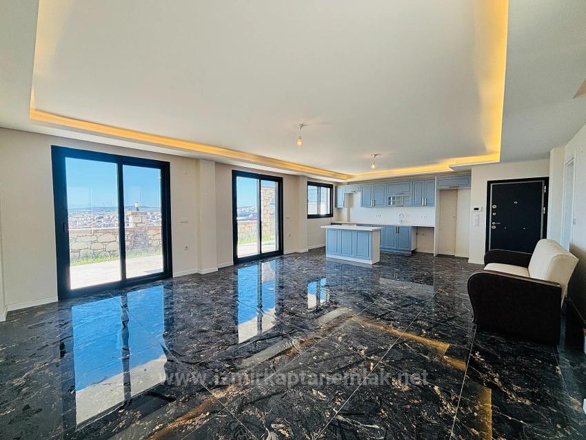 Sea View, 5+1 Detached Triplex Summer Villa With Pool In Akarca, Seferihisar, İzmir