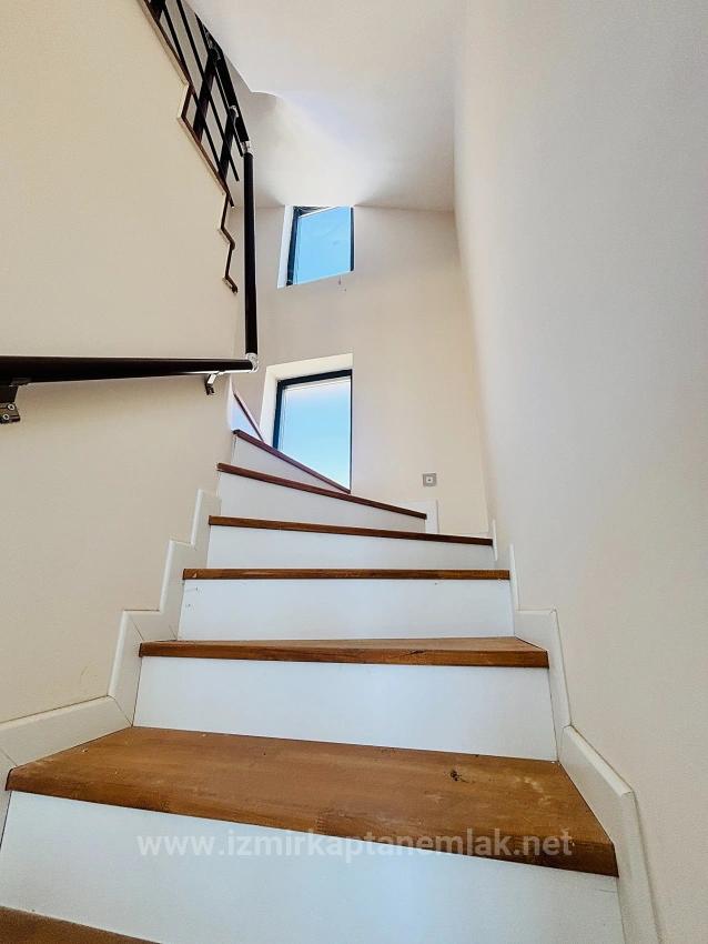 Sea View, 5+1 Detached Triplex Summer Villa With Pool In Akarca, Seferihisar, İzmir