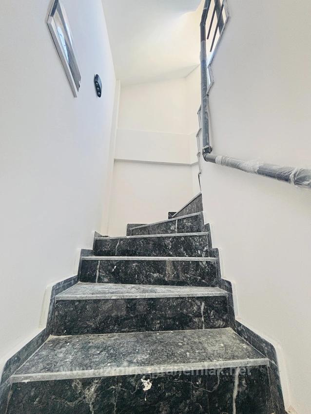 3+1 Detached Villa With Pool For Sale In Cumhuriyet Neighborhood, Seferihisar, Izmir