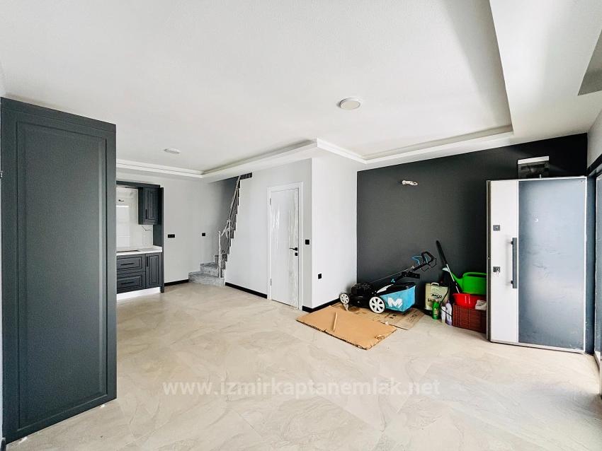 2+1 Semi-Detached Villa For Sale In Payamlı Neighborhood, Seferihisar, İzmir