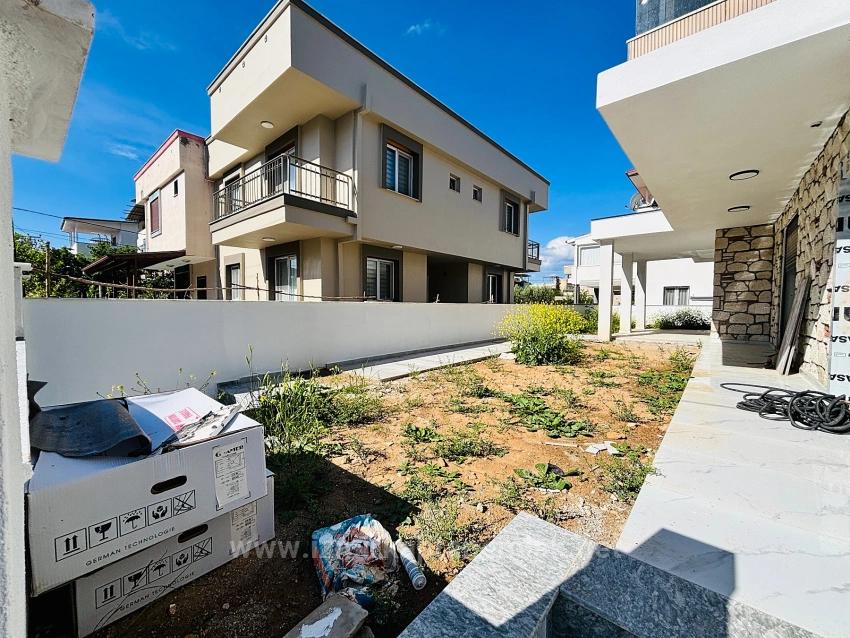 Semi-Detached Villa For Sale In Payamlı Neighborhood, Seferihisar, İzmir, 300M From The Sea, 3+1 Layout.