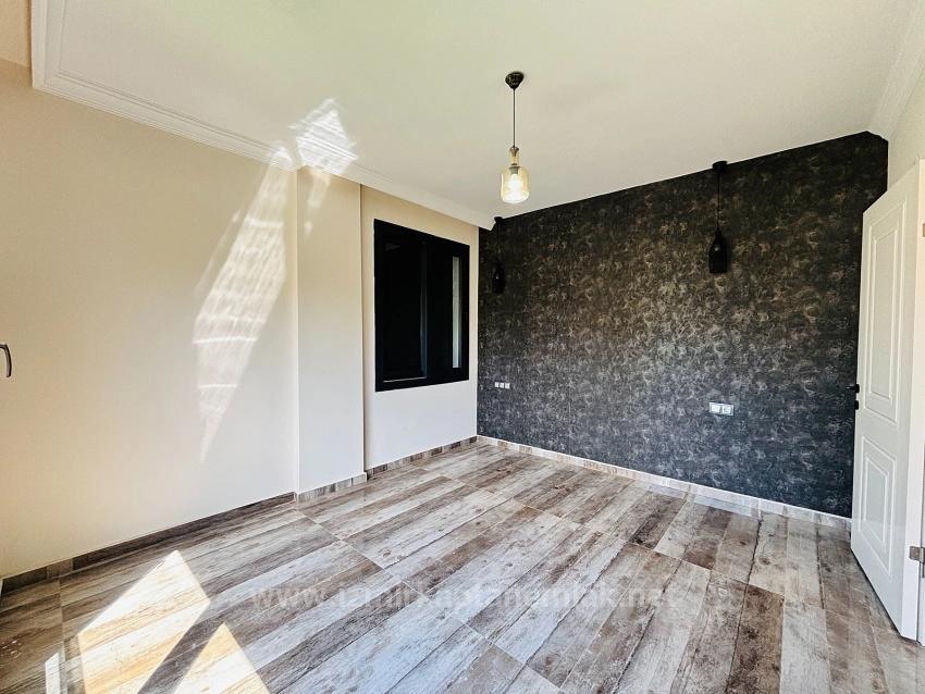 3+1 Ultra Luxury Apartment With Large Garden, 100M From The Sea, For Sale In Payamlı Neighborhood, Seferihisar, İzmir.