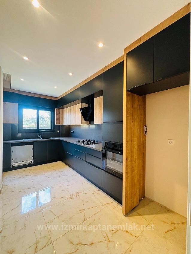 3+1 Ultra Luxury Semi-Detached Villa With Pool For Sale In Kavakdere Neighborhood, Seferihisar, Izmir