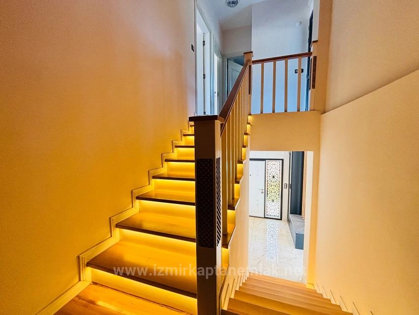 3+1 Ultra Luxury Semi-Detached Villa With Pool For Sale In Kavakdere Neighborhood, Seferihisar, Izmir