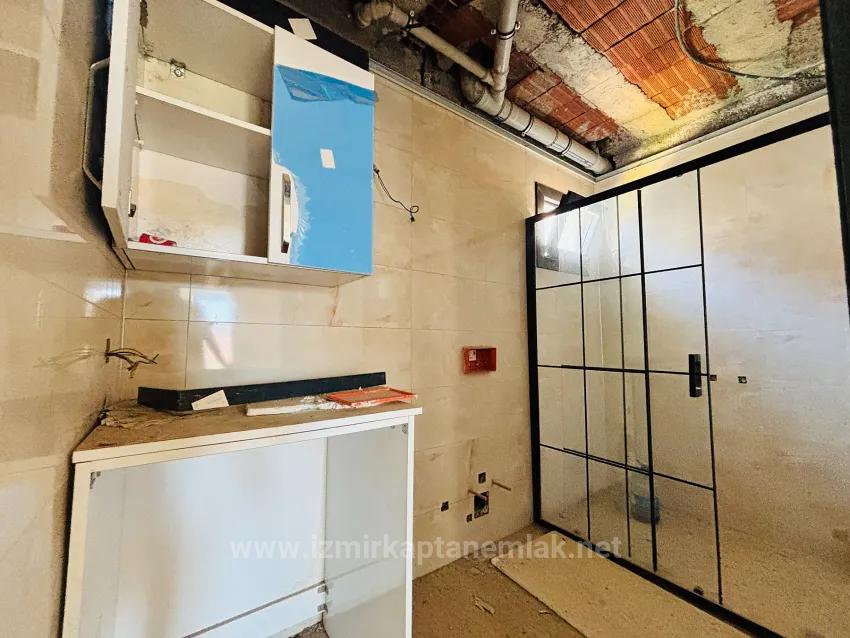 In İzmir Seferihisar Cumhuriyet Neighbourhood, A 5+1 Detached Villa For Sale