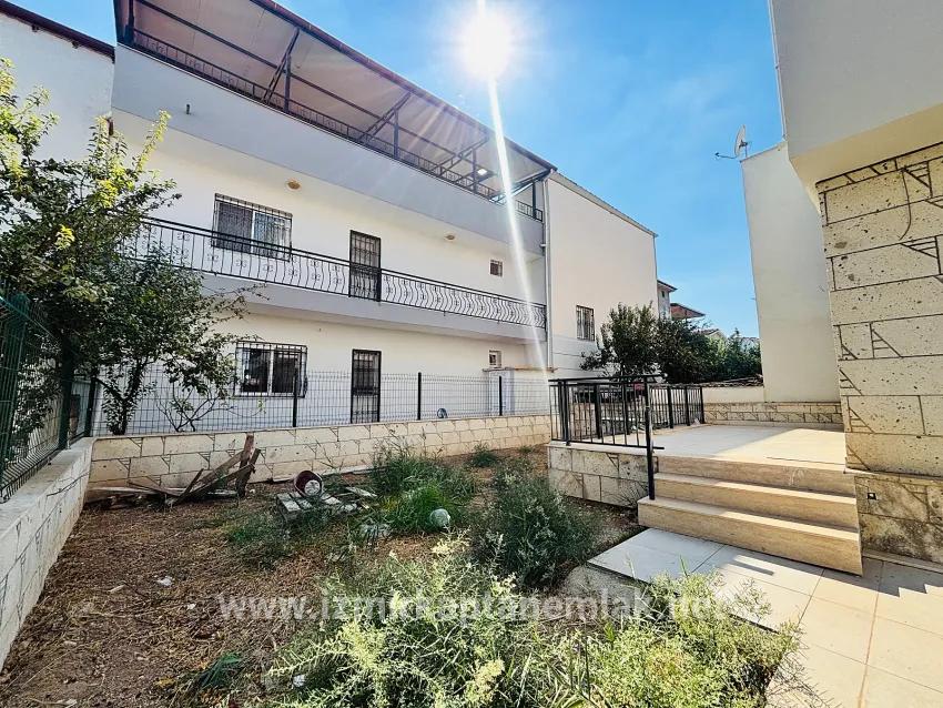 5+1 Bedroom Summerhouse For sale in Cumhuriyet Nbh. Seferihisar Doğanbey - 145 m²