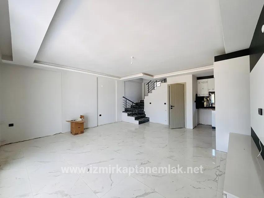 3+1 Bedroom Summerhouse For sale in Cumhuriyet Nbh. Seferihisar Doğanbey - 125 m²