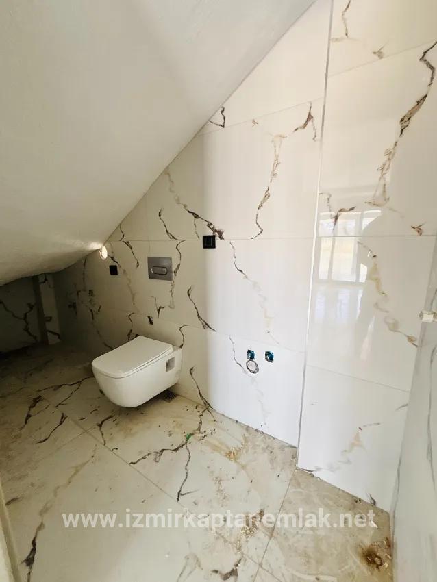 3+1 Bedroom Summerhouse For sale in Cumhuriyet Nbh. Seferihisar Doğanbey - 125 m²