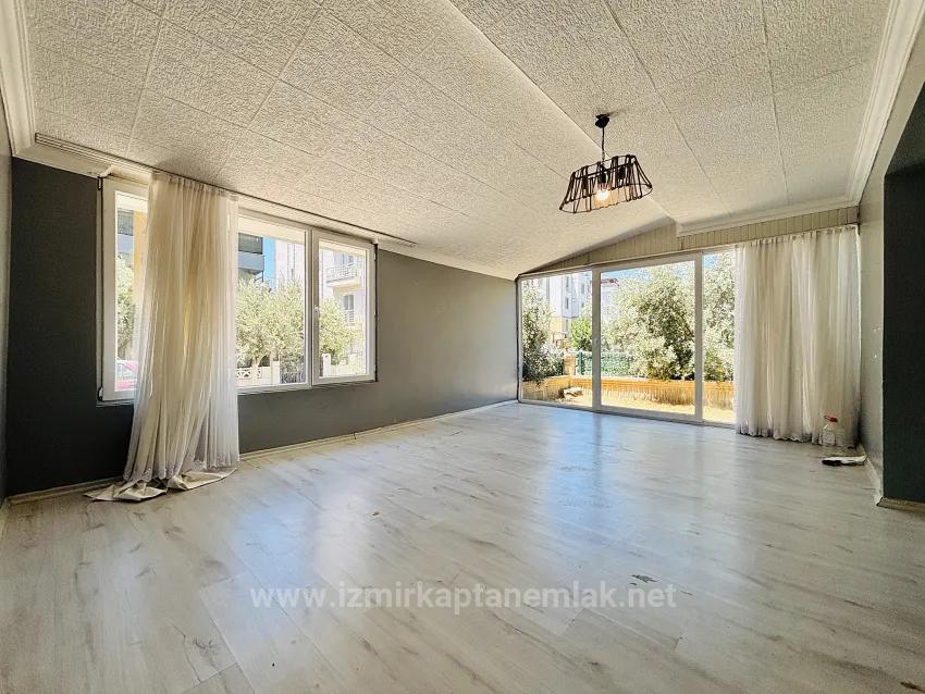 2+1 Bedroom Apartment For Sale in Çolak İbrahim Bey Nbh. Seferihisar - 160 m²