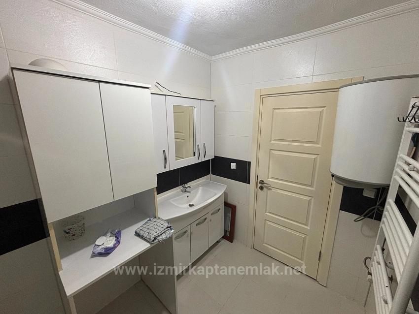 2+1 Middle Floor Flat On The Street In Bengiler, Seferihisar