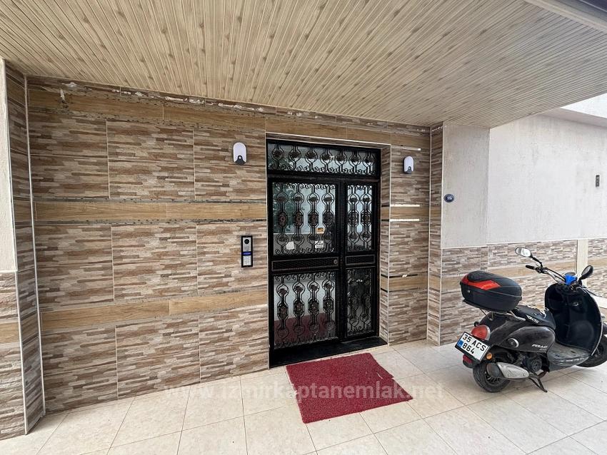 2+1 Apartment With Sea View In Seferihisar Mersinalan