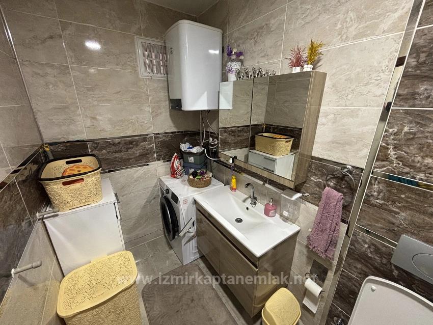 2+1 Apartment With Sea View In Seferihisar Mersinalan