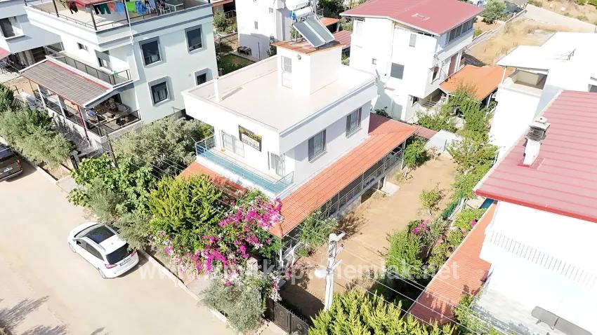 İzmir Seferihisar Republic Neighbourhood In 310 m² Inside for sale 3+1 duplex villa