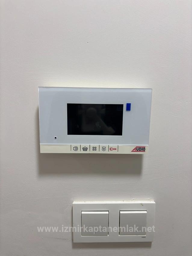 1+1 Apartment In A Great Location In Camikebir, Seferihisar, Izmir