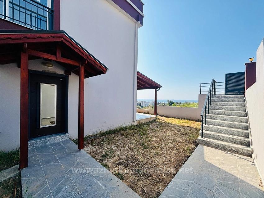 3+1 Villa For Sale With Sea View And Garden In Doğanbey Atatürk Neighborhood