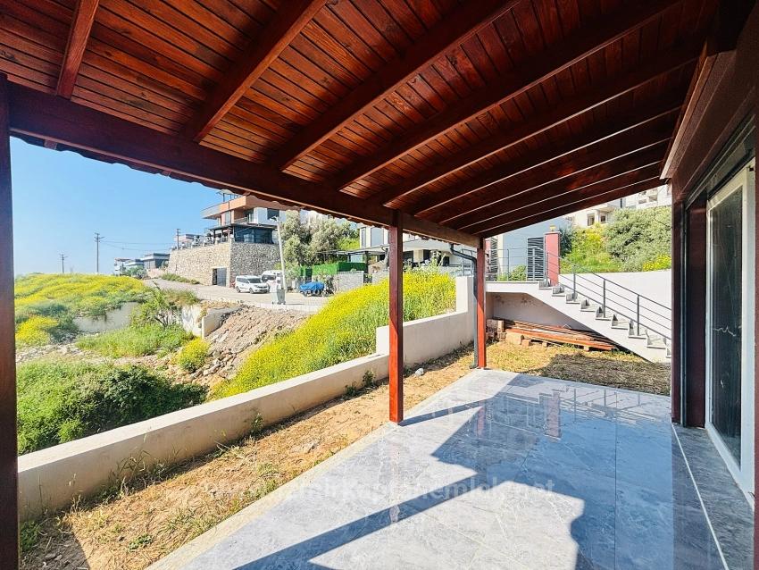 3+1 Villa For Sale With Sea View And Garden In Doğanbey Atatürk Neighborhood