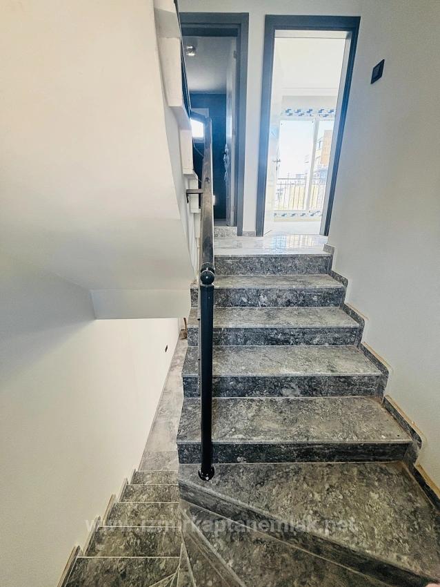 3+1 Villa For Sale With Sea View And Garden In Doğanbey Atatürk Neighborhood