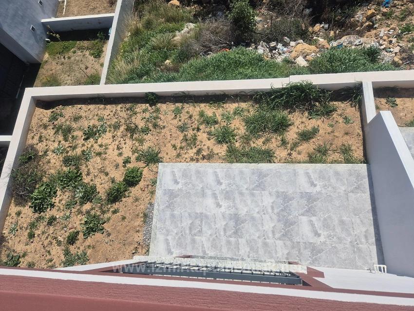 3+1 Villa For Sale With Sea View And Garden In Doğanbey Atatürk Neighborhood