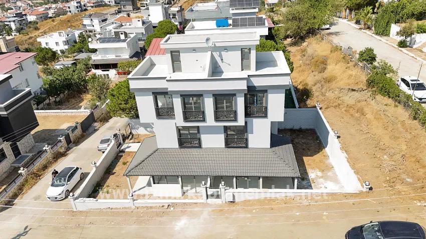 3+1 Bedroom Summerhouse For sale in Tepecik Nbh. Seferihisar - 144 m²