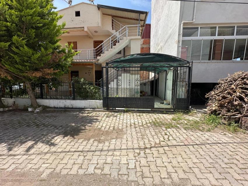 Two 2+1 Seaside Apartments For Sale In Payamlı, Seferihisar, Izmir