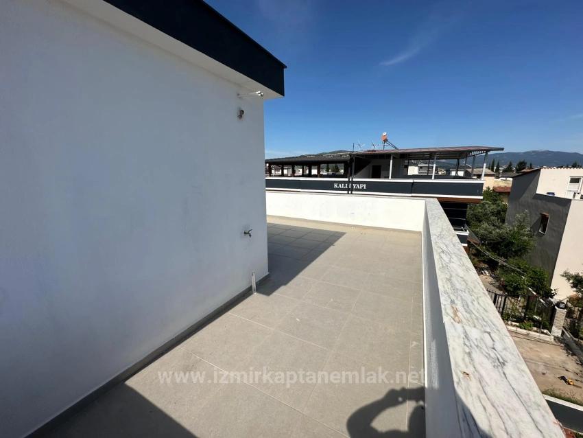 300M2 Independent Detached Brand New 3+1 Villa For Sale In İzmir Seferihisar Doğanbey