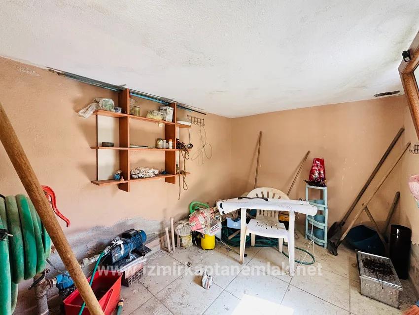 4+1 Bedroom Summerhouse For sale in Cumhuriyet Nbh. Seferihisar Doğanbey - 160 m²