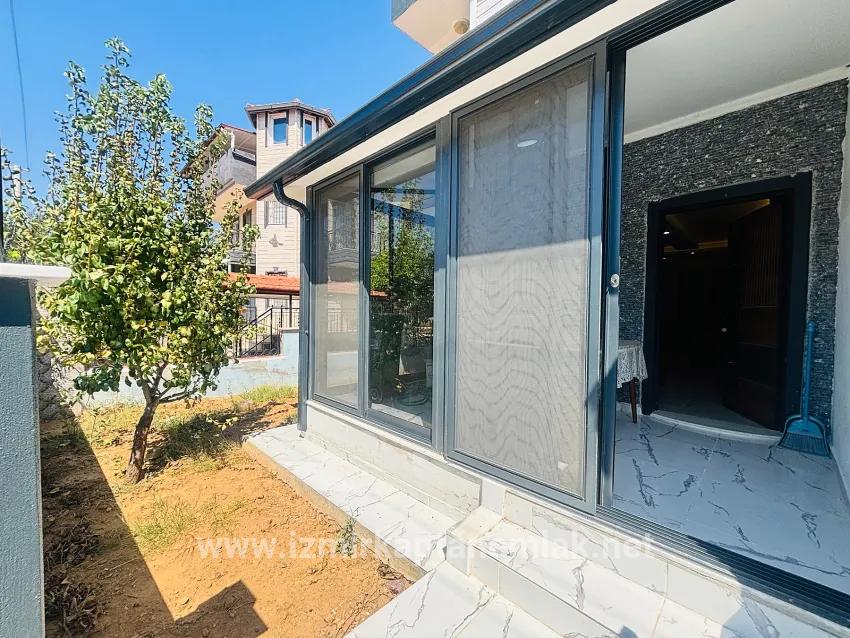 2+1 Bedroom Summerhouse For sale in Atatürk Nbh. Seferihisar Doğanbey - 135 m²