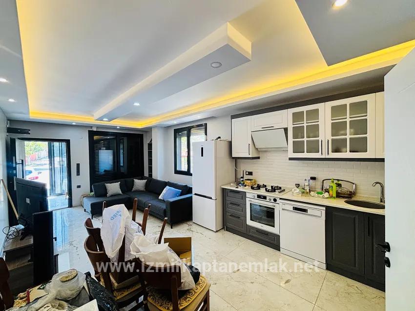2+1 Bedroom Summerhouse For sale in Atatürk Nbh. Seferihisar Doğanbey - 135 m²