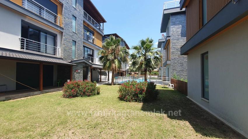 3+1 Villa With Pool And Garden For Sale On The Sea Side In Seferihisar Payamlı