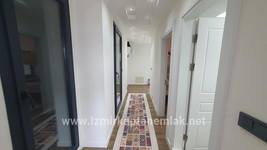 3+1 Bedroom Summerhouse For sale in Payamlı Nbh. Seferihisar Doğanbey - 180 m²