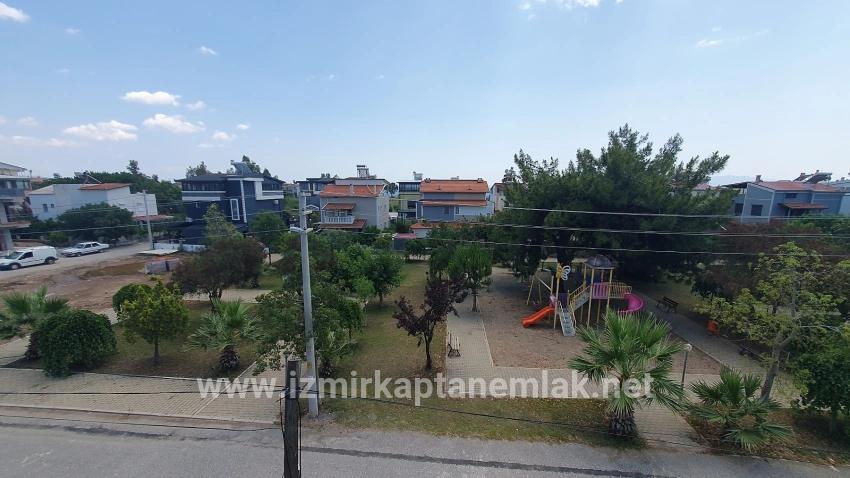 3+1 Bedroom Summerhouse For sale in Payamlı Nbh. Seferihisar Doğanbey - 180 m²
