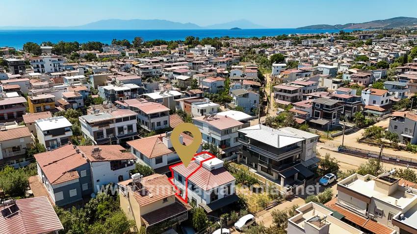 2+1 Bedroom Summerhouse For sale in Payamlı Nbh. Seferihisar Doğanbey - 95 m²