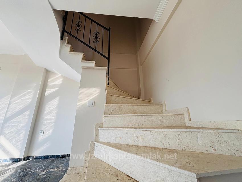 Brand New 3+1 Villa For Sale With A Large Garden In Seferihisar Payamlı Village