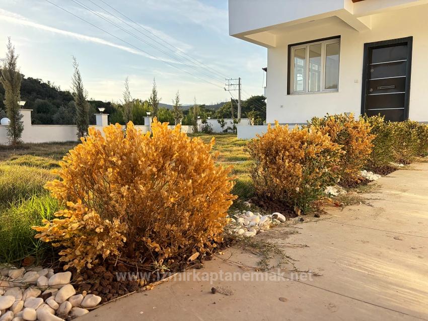 Brand New 3+1 Villa For Sale With A Large Garden In Seferihisar Payamlı Village