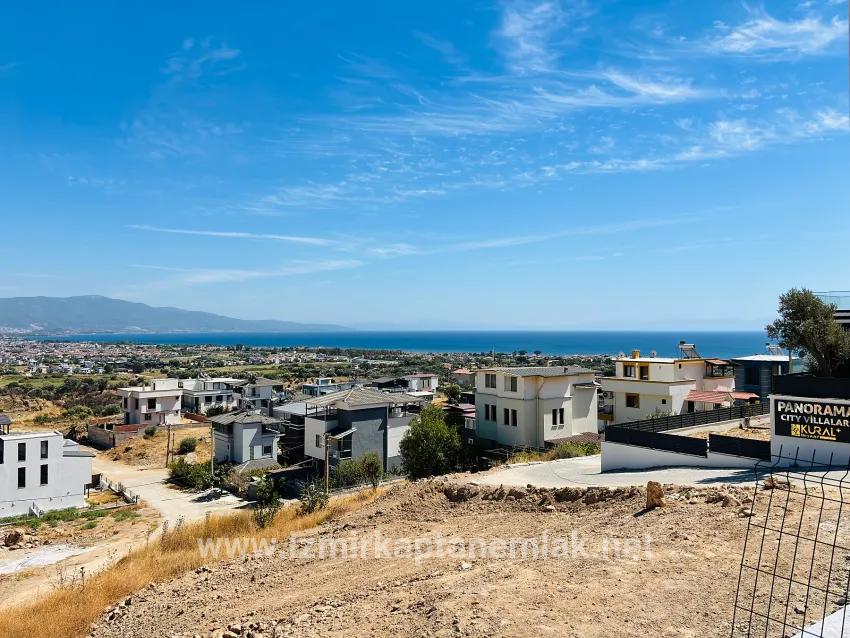 2+1 Bedroom Summerhouse For sale in Atatürk Nbh. Seferihisar Doğanbey - 115 m²