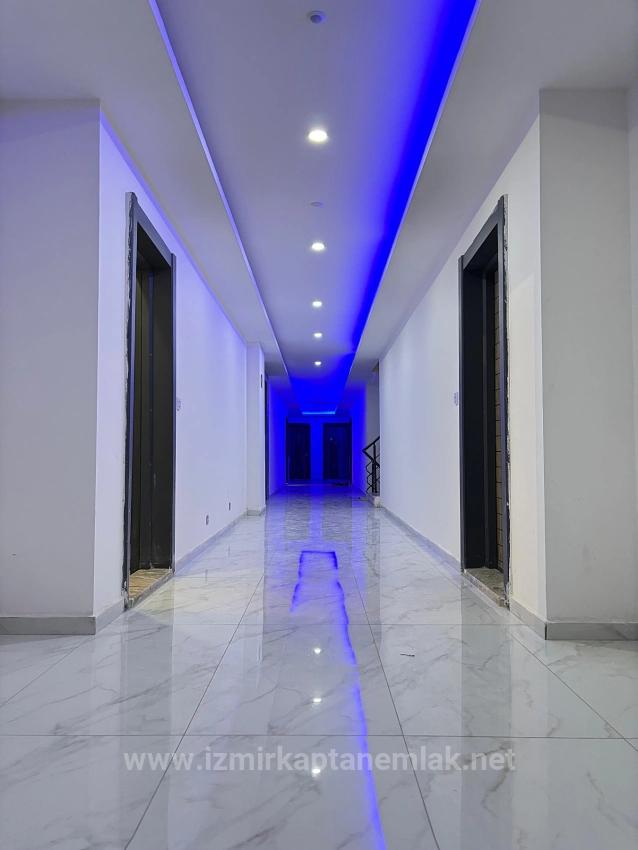 Separate Kitchen 130 M² 3+1 Apartment With Elevator For Sale In Seferihisar Ürkmez