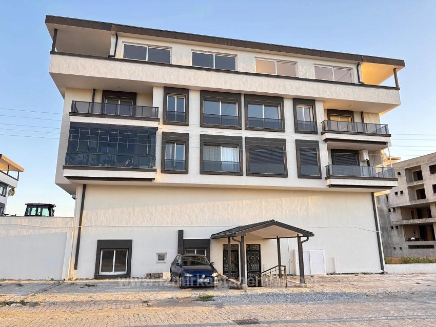 Separate Kitchen 130 M² 3+1 Apartment With Elevator For Sale In Seferihisar Ürkmez