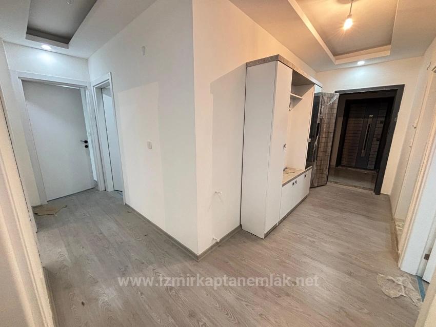 Separate Kitchen 130 M² 3+1 Apartment With Elevator For Sale In Seferihisar Ürkmez
