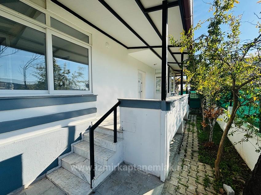 4+1 Triplex With Detached Parking And Garden In Seferihisar Doğanbey