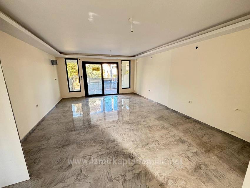 Spacious 3+1 Villa For Sale In Seferihisar Doğanbey Center