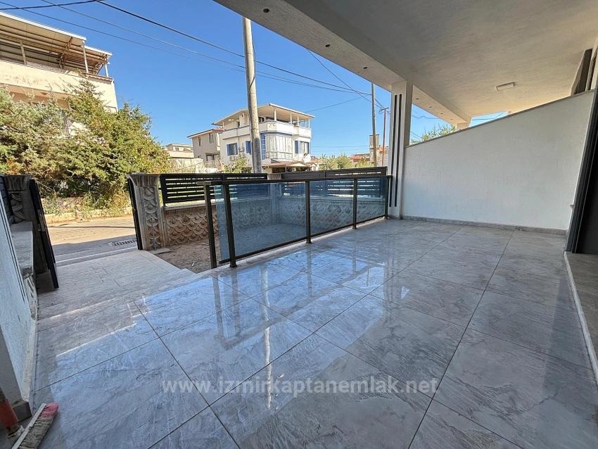 Spacious 3+1 Villa For Sale In Seferihisar Doğanbey Center