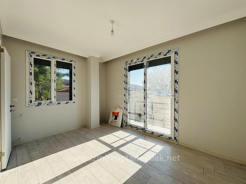 New Construction 2+1 Licensed Villa For Sale With Garden In Seferihisar Payamlı